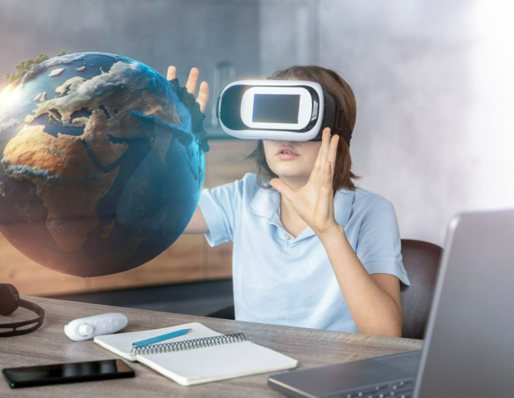La réalité augmentée pour l'éducation stimule l'éducation en ligne NextGen